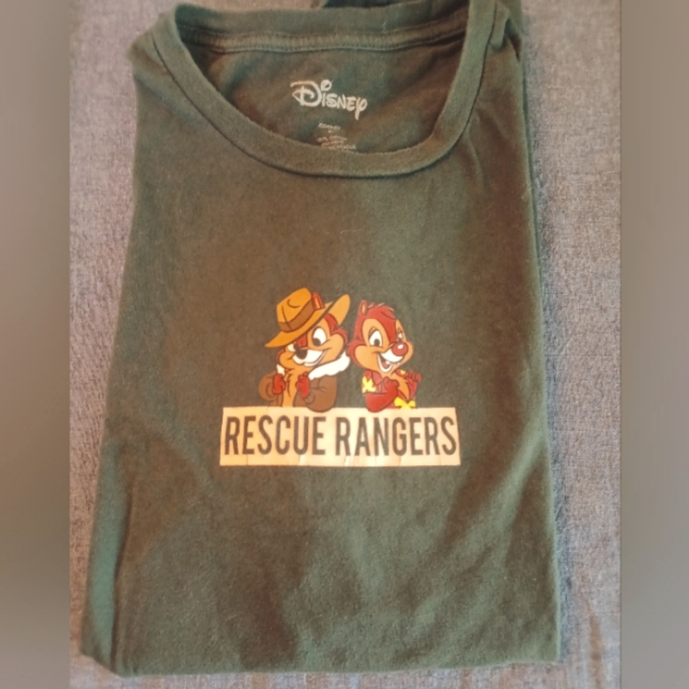 Disney Tops/ Disney Couture Chip n' Dale Rescue Rangers. T-shirt sz Large